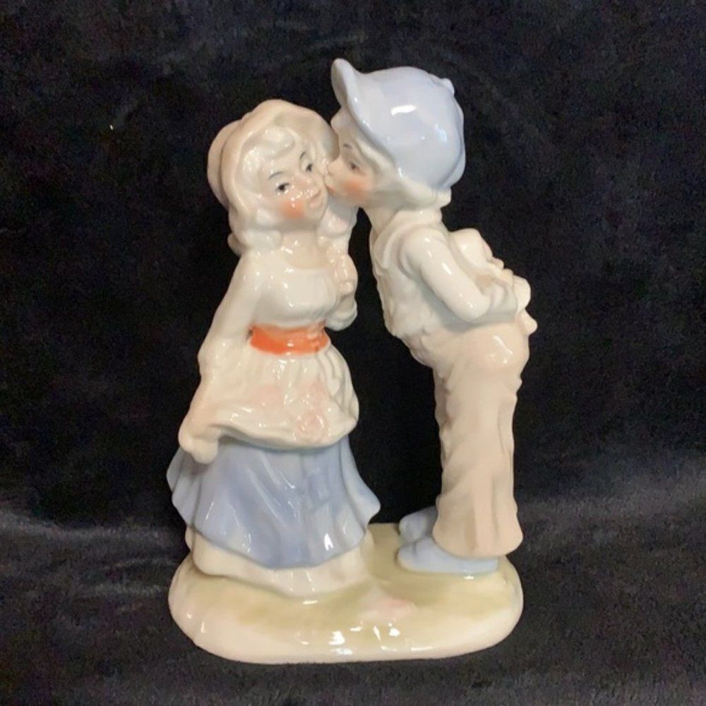 Vintage Boy Kissing Girl Porcelain Figurine